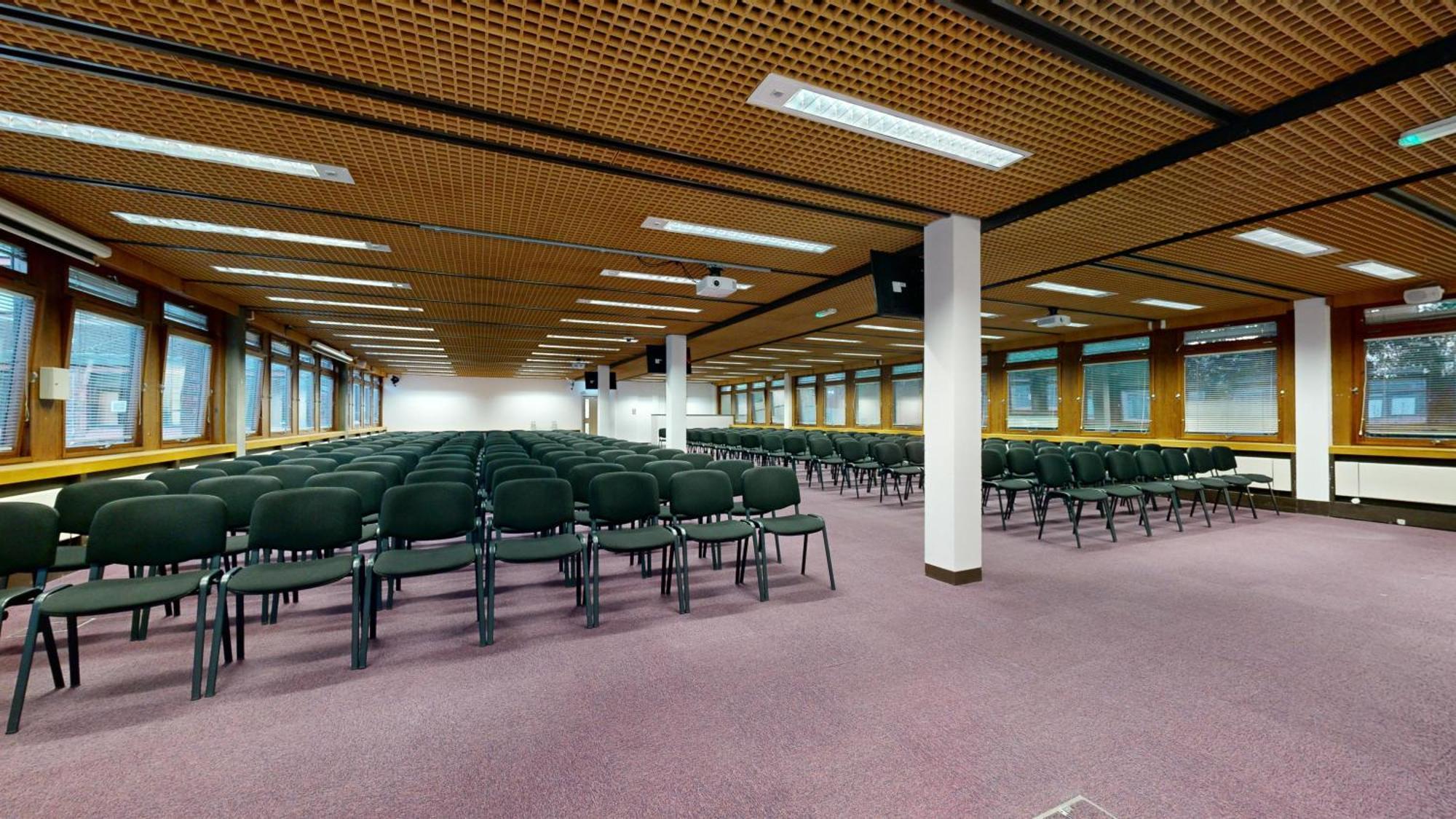 Yarnfield Park Training And Conference Centre Otel Stone  Dış mekan fotoğraf