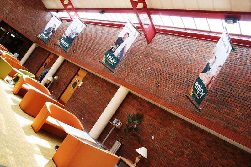 Yarnfield Park Training And Conference Centre Otel Stone  Dış mekan fotoğraf
